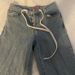 Edikted low rise Jean
